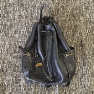 Vickery Bucket Bag